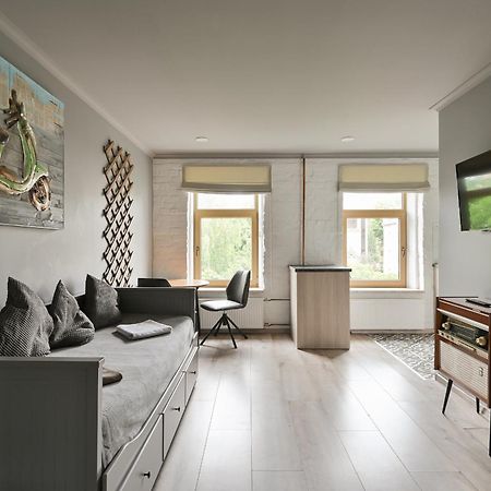 Loft Design Studio Apartment & Free Parking Рига Экстерьер фото