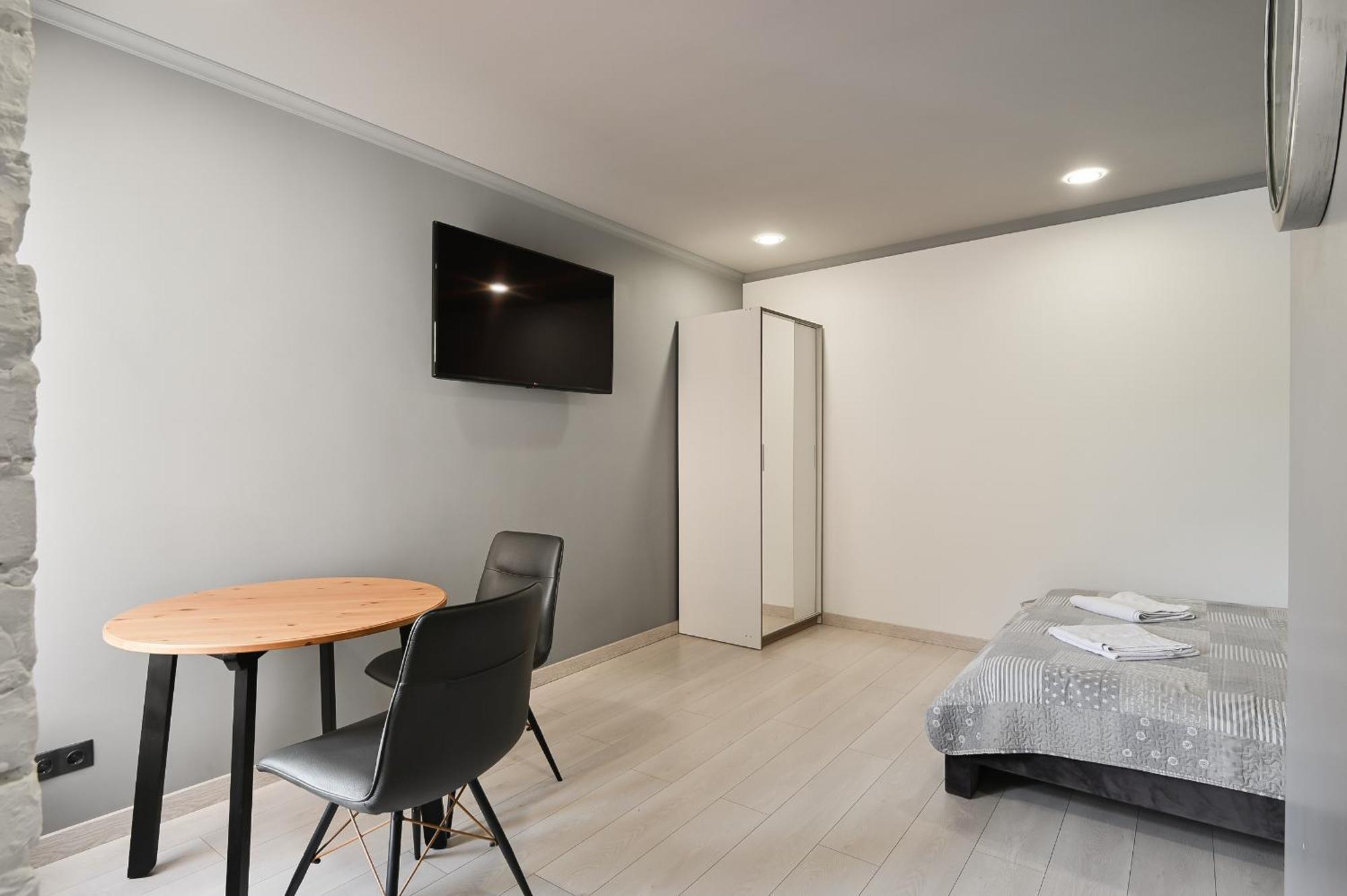 Loft Design Studio Apartment & Free Parking Рига Экстерьер фото